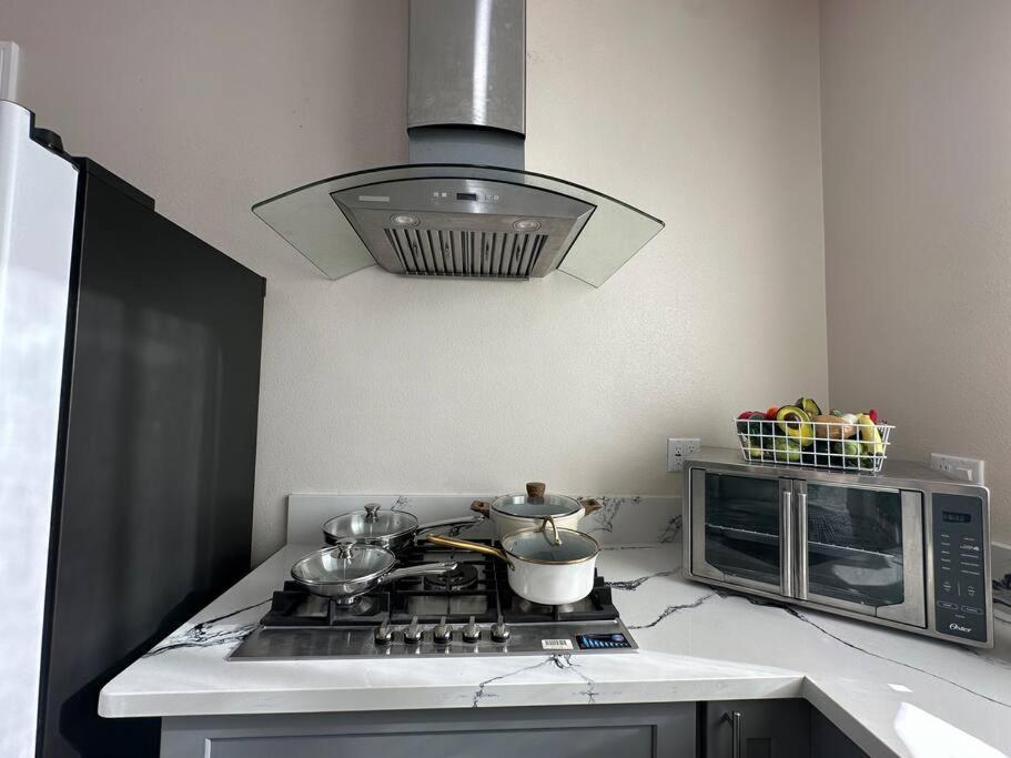 New Renovated House In Little Saigon Villa Midway City Kültér fotó