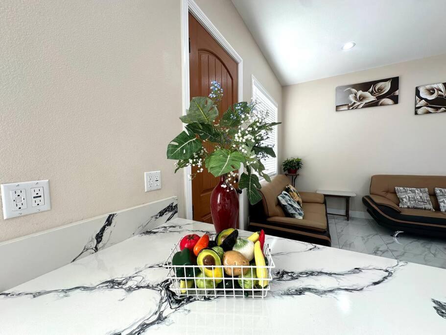 New Renovated House In Little Saigon Villa Midway City Kültér fotó