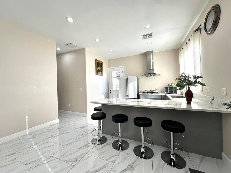 New Renovated House In Little Saigon Villa Midway City Kültér fotó